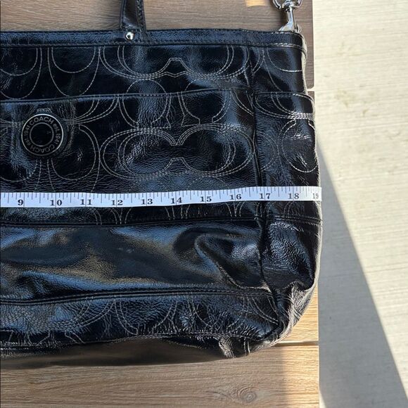 Coach Signature stitched Black patient leather diaper Bag purse laptop carrier - Picture 3 of 16